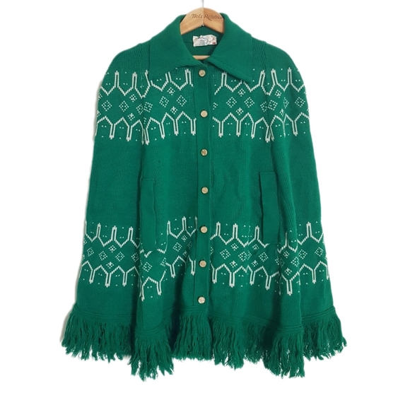 Vintage 70s Green Knit Cape - Picture 1 of 3